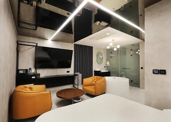 Romantic hotel: Hotel The Designers Jongro