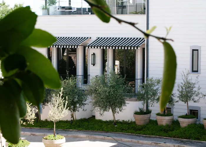 Hotel: The Weinberg Windhoek