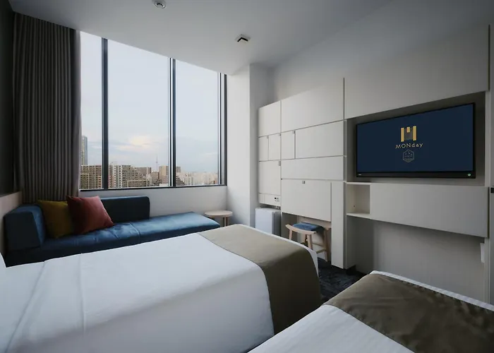 Monday Premium Toyosu