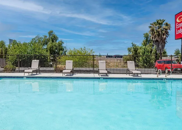 Econo Lodge Stockton Near I-5 Fairgrounds
