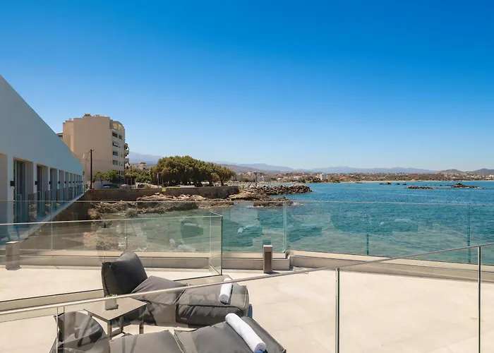 Elia Sea Suites