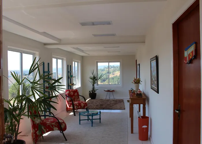 Hotel de luxo Apenas: Pousada Caminhos Da Vila Chantal