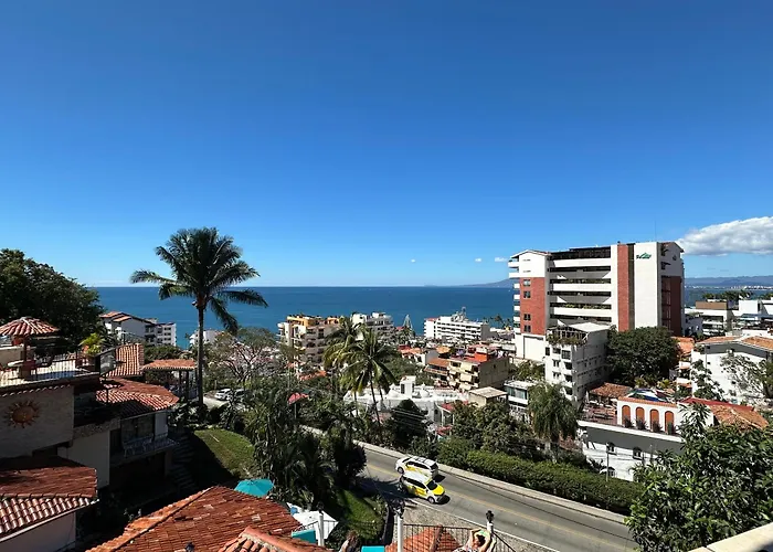 Hotel with view: Casa Anita