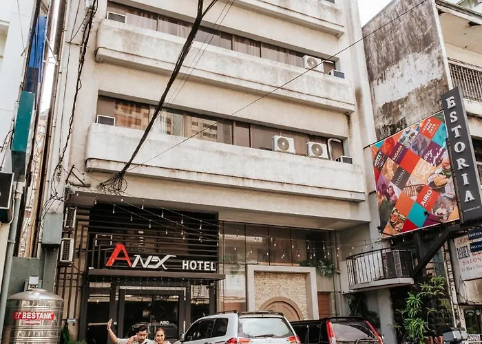 Сity center hotels Anex Near Roxas Boulevard
