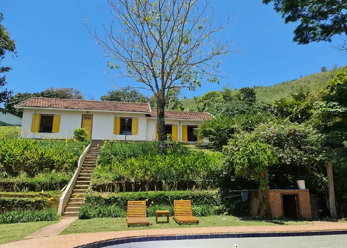 Casa Açucena no sítio Gaia Magia Miguel Pereira RJ