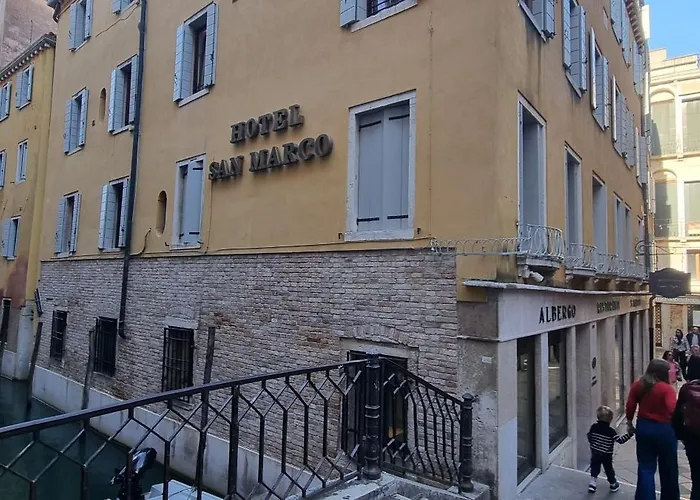 Hotel all'aeroporto: Albergo San Marco