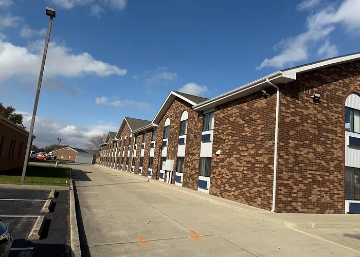 Hotel: Days Inn By Wyndham Muncie -Ball State University