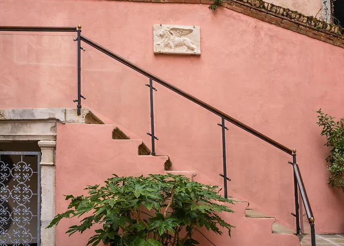 Palazzo Dei Mori
