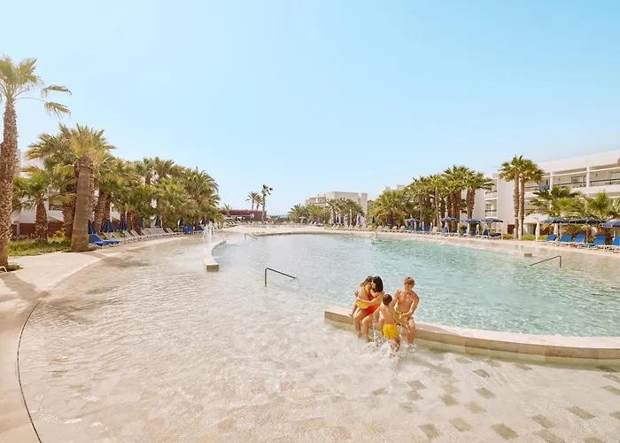 Hotel with view: Grand Palladium Select Palace Ibiza
