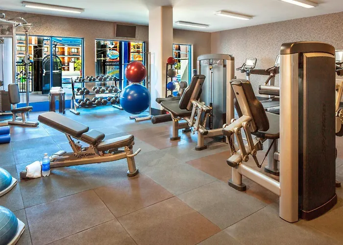 Waterpark hotel: Courtyard By Marriott Anaheim Theme Park Entrance