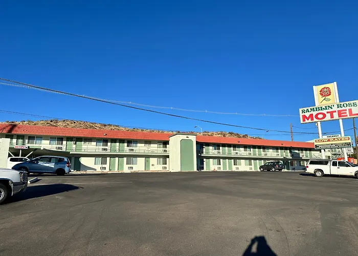 Сity center hotels Ramblin Rose