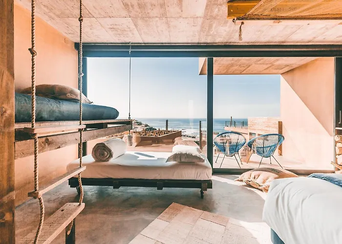 Noah Surf House Portugal
