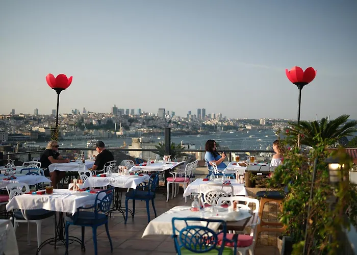 Hotel: Raymond Hotel Old City