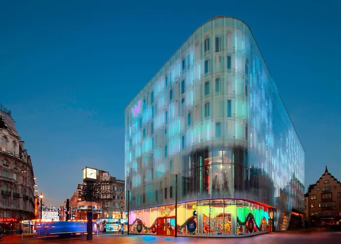 Hotel: W London
