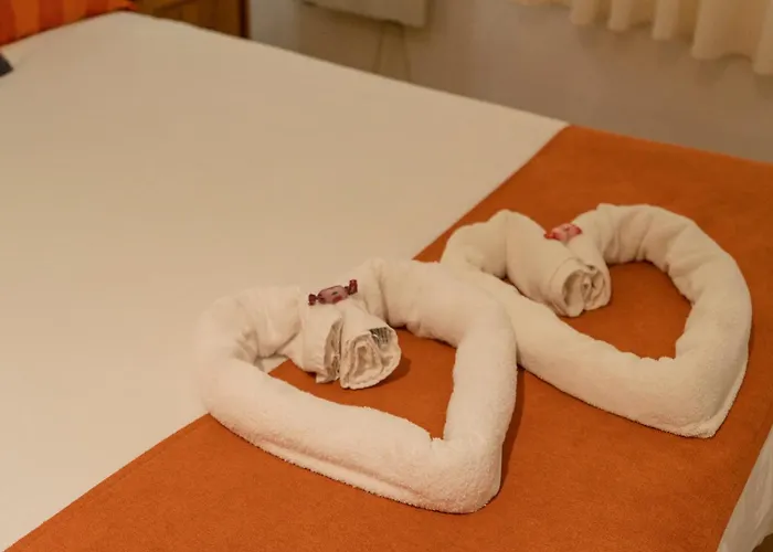 Hotel cerca del colegio: Gran Via Alaia Seasonal Living