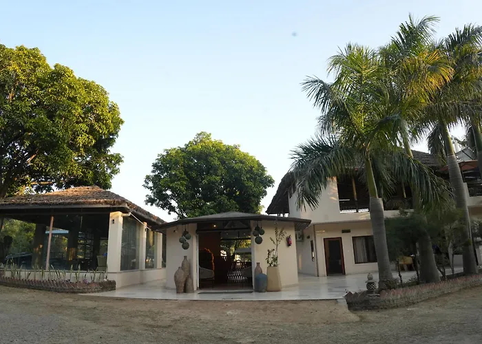 Hotel with Tennis: 3Acres Resorts Dehradun