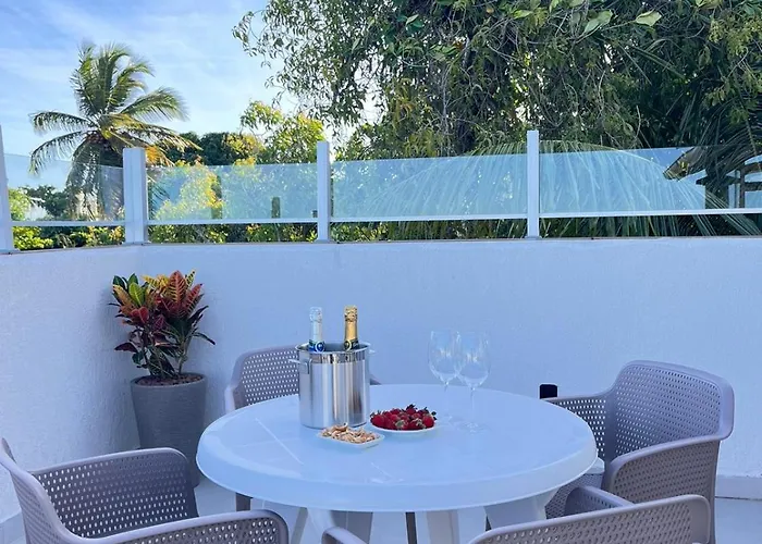 Apartamento: Pousada Pedra De Jacó