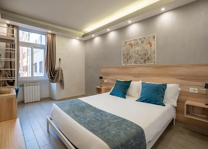 Albergo centrale: Drago D'Oro GUESTHOUSE - accross from metro Vittorio Emanuele