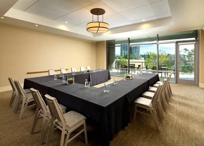 Luxury hotel only: The Westin Bellevue