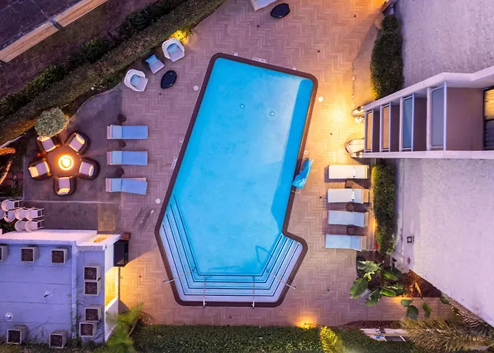 La Jolla, Curio Collection By Hilton