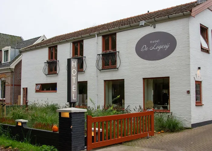 3 sterren hotel: Strandhotel de Logerij Renesse