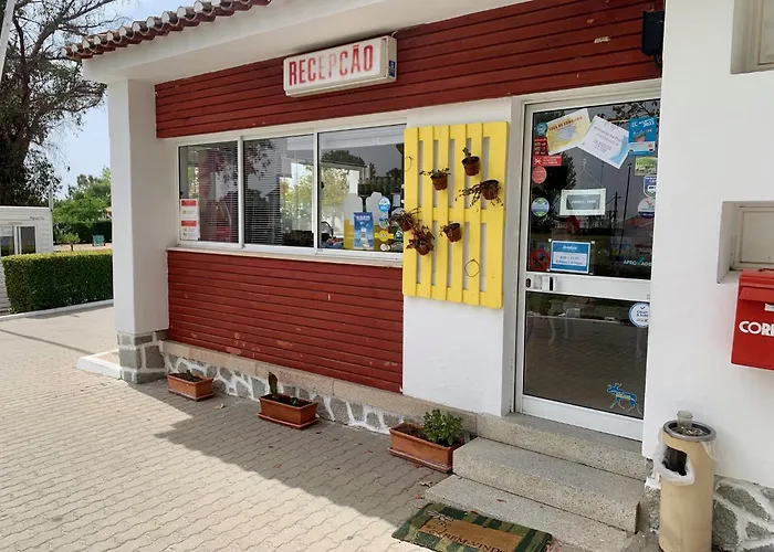 Hotel: Parque De Campismo Orbitur Evora