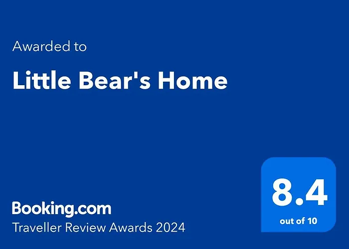 Hotel with view: Little Bear'S Home