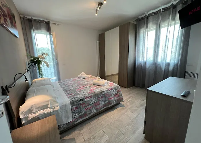 Appartamenti Residence Giardini CENTRALISSIMO AL MARE