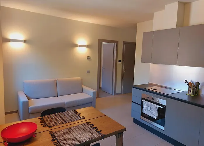 6 Apartments S