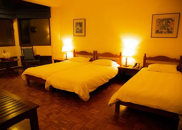 Ping Pong hotel: Windsor Hotel