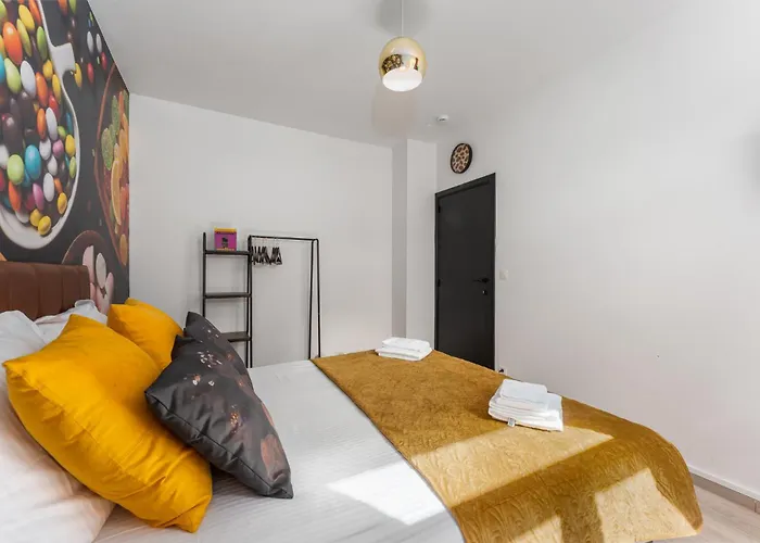  Chocolate Suites