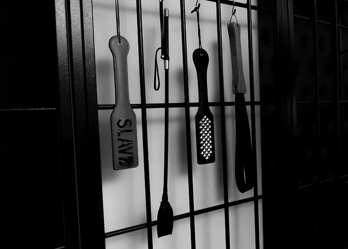 Hotel com jacuzzi: Suite Luxury Bdsm