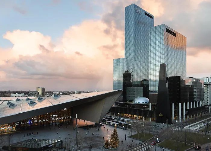 4 sterren hotel: PREMIER SUITES PLUS Rotterdam