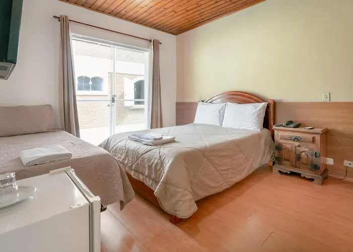 Hotel Geneve - 2km do Capivari