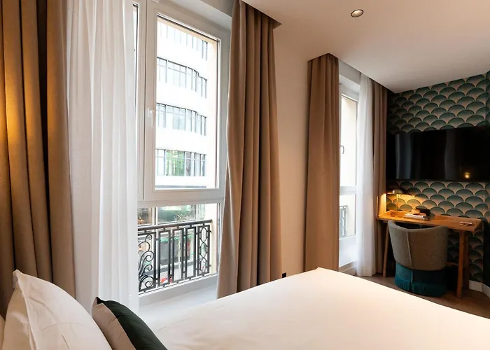 Hotel de 4 estrellas: L&H Callao Selection Adults Only