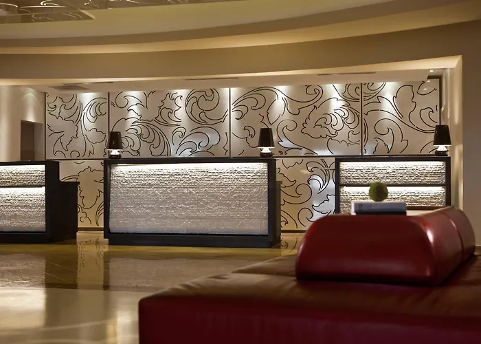Boutique hotel only: Renaissance Newark Airport Hotel