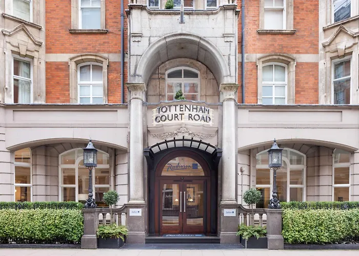  Radisson Blu , London Tottenham Court Road