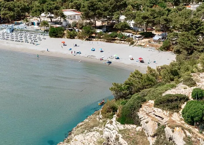 Hotel con piscina: Villaggio Capo Vieste