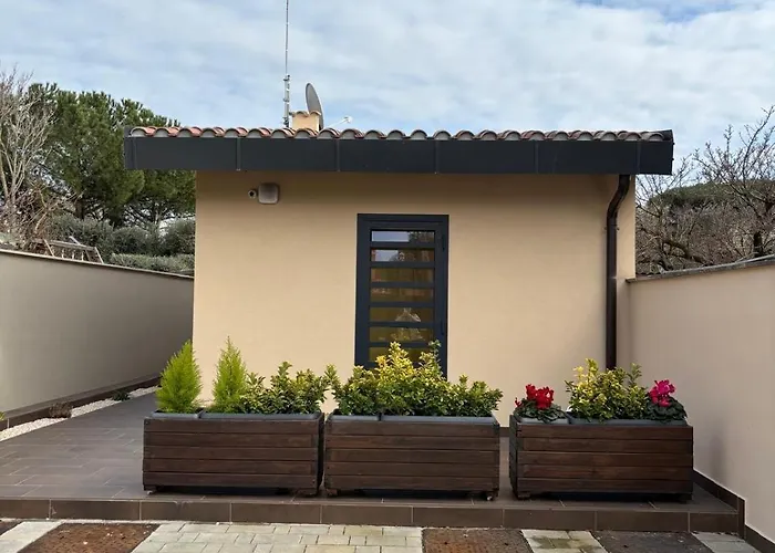  Villino Ancillotto With Garden And Parking Motorcycle Space