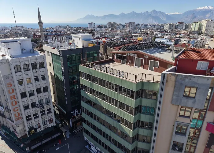 Hotel do aeroporto: Palmera City Hotel