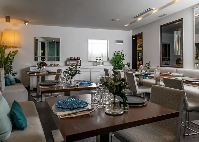 Welkom Hotel: Hospes Puerta De Alcala, A Member Of Design Hotels