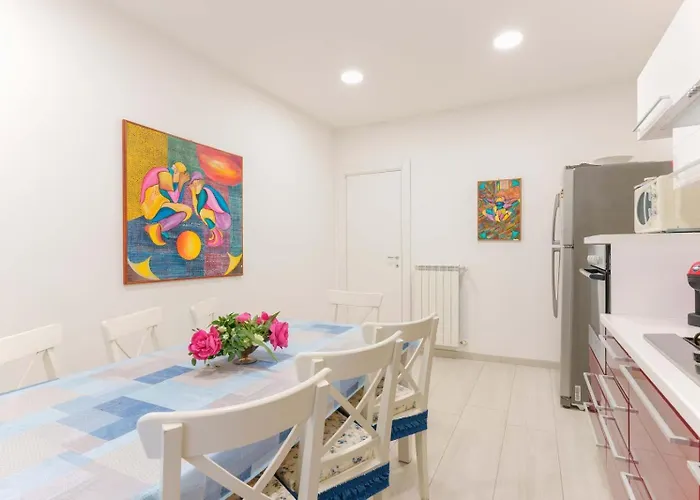 Albergo centrale: Al Teatro Lirico