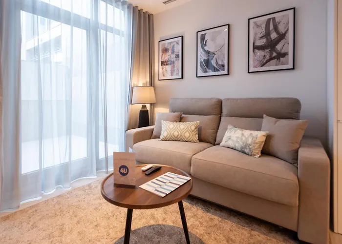 Hotel de 3 estrellas: Dorm4You Arena