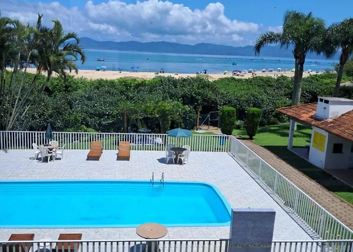 Apartamento pé na areia de 1 dormitório com vista para Praia ou vista lateral Pontas das Canas