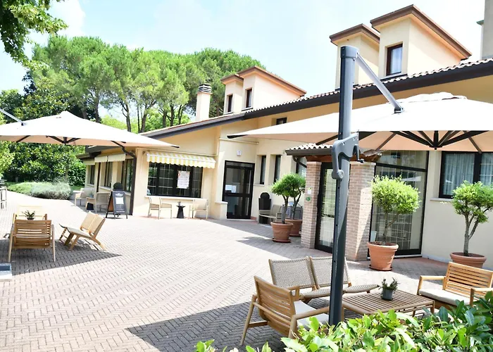 Hotel: Green Garden Resort - Smart Hotel