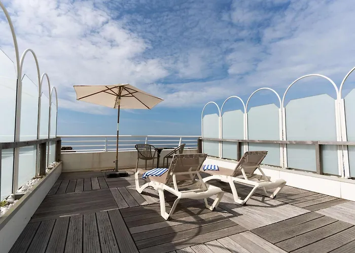 Western De La Plage Saint Marc Sur