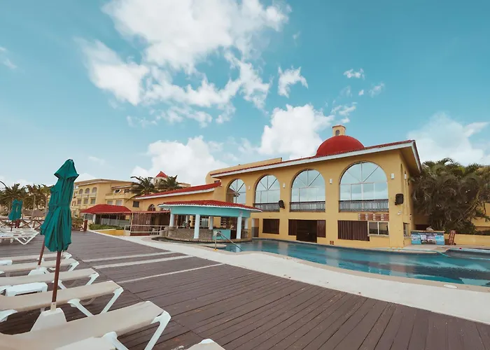 All Ritmo Cancun & Water Park