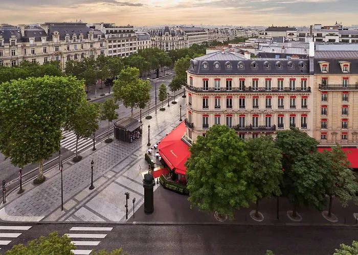 Hôtel Barrière Fouquet's Paris