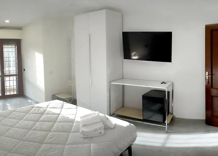 La Fiera Guesthouse