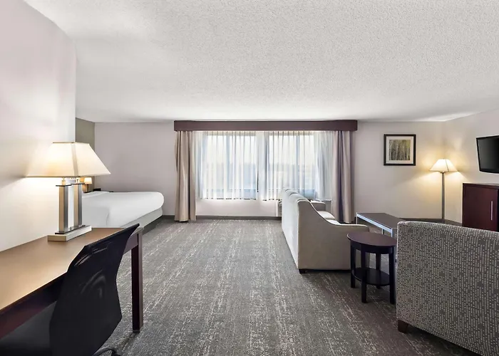 Best Western Luxbury Inn Fort Wayne
